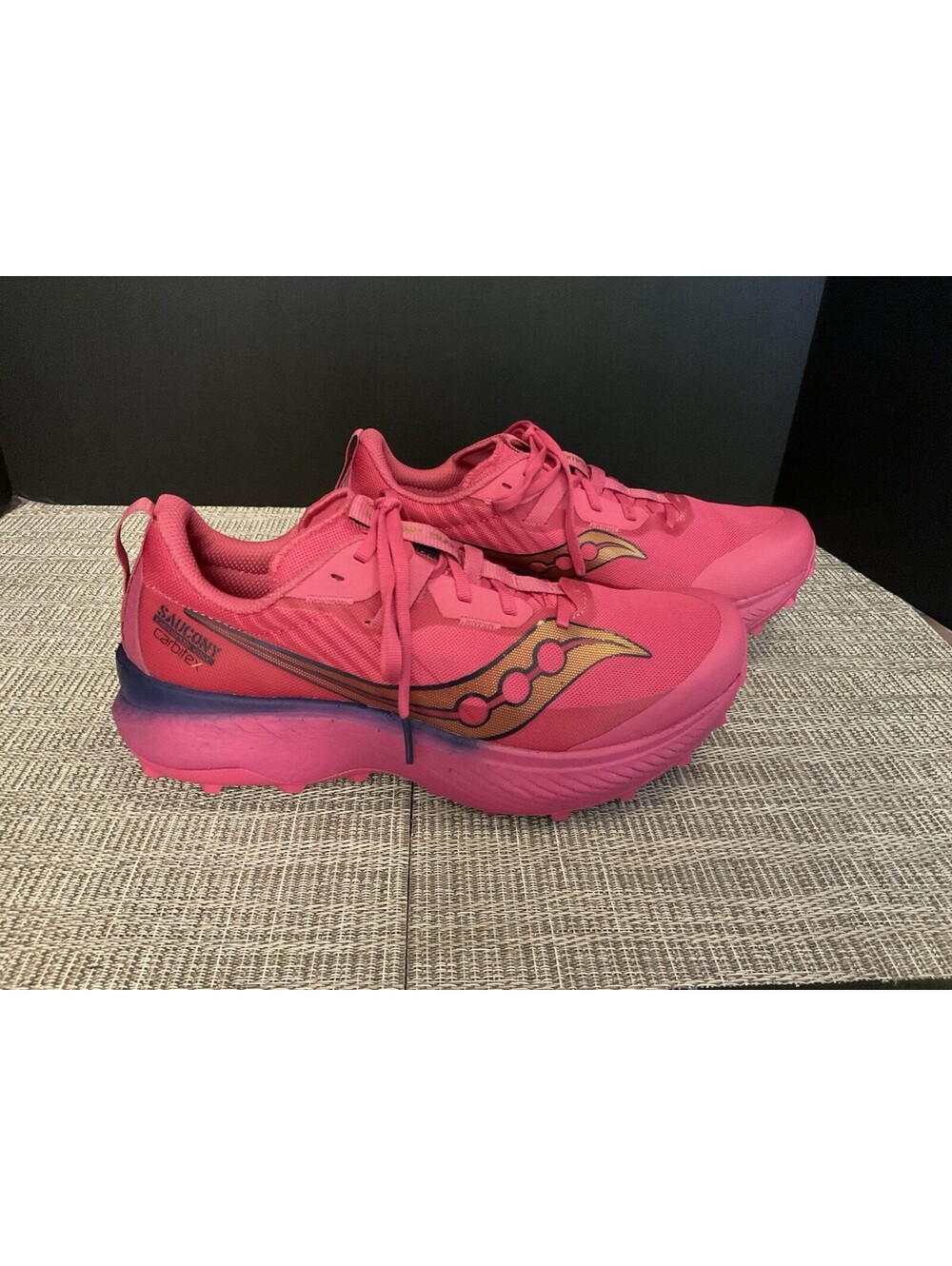 New! Womens Saucony Endorphin Edge Prospect Quartz Trail Running Shoes. SZ 10.5.